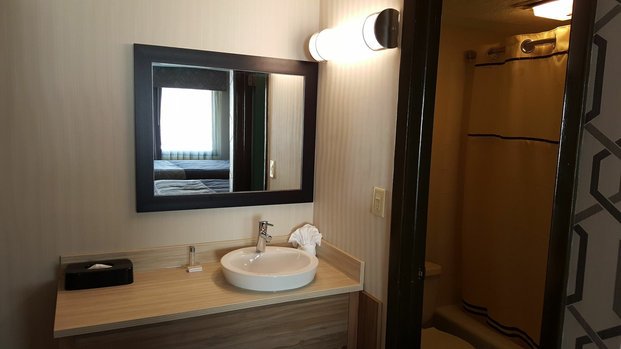 Aartpark Hotel Inn At Lewsiton Lewiston Esterno foto